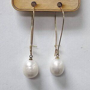 Freshwater Pearl Dangle Earrings